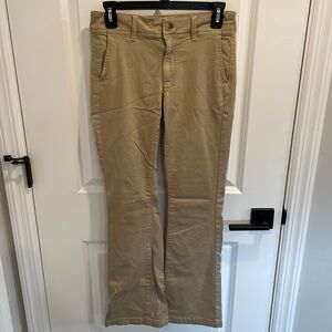 American Eagle Super Stretch Women's Kick Bootcut Pants - Khaki - Size 6 Regular